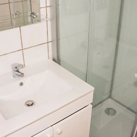 Moderne A Rosny-sous-bois, 38 M² Avec Vue